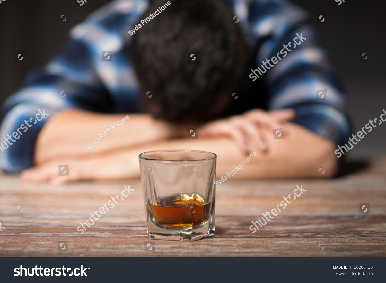 powerpoint-template-alcoholism-alcohol-addiction-and-people-iikhjnhikh