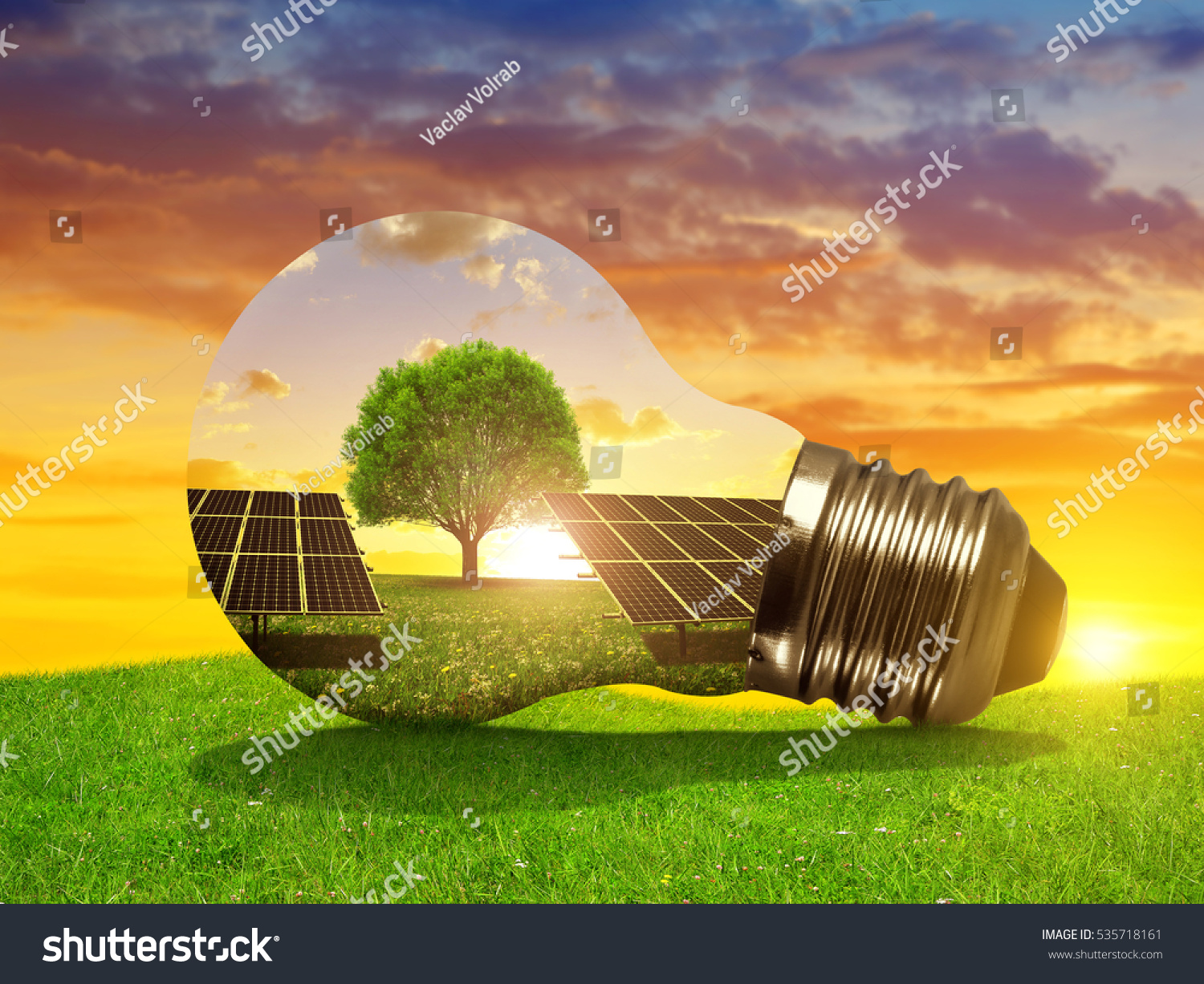 powerpoint-template-renewable-energy-environment-solar-mkmoipini