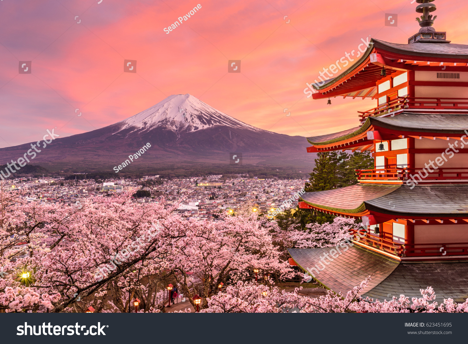 powerpoint-template-asia-fujiyoshida-japan-at-chureito-pagoda