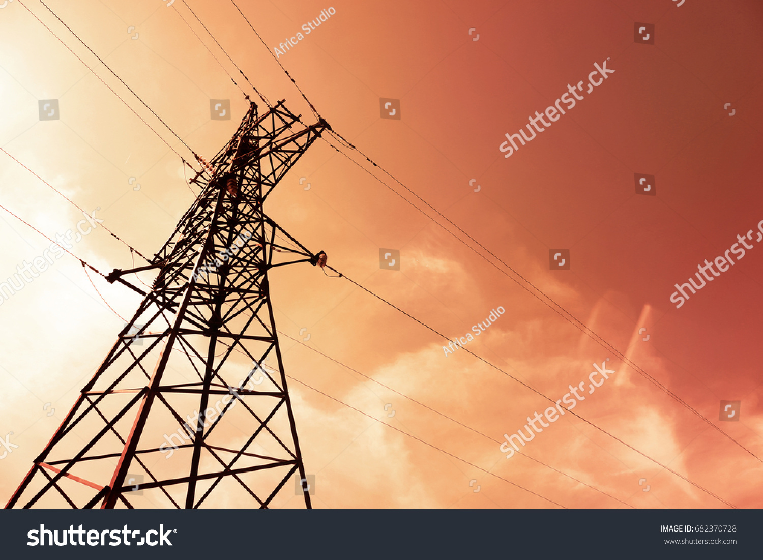 PowerPoint Template: Electrical Transmission Tower On Sky (npjkohojp)