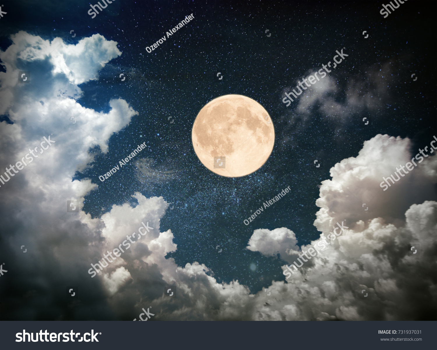 PowerPoint Template: planetarium - full moon on night sky (okiukohki)